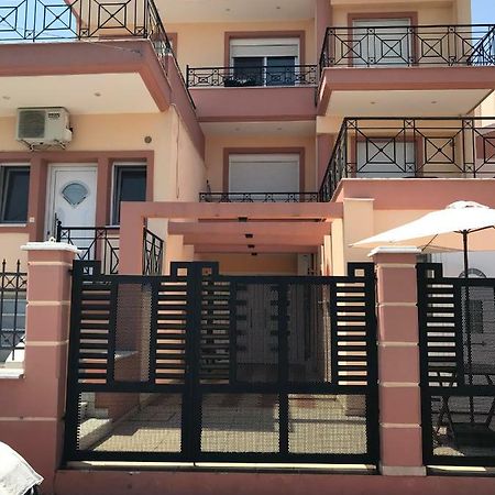 Maria Lux Apartments Volos Exterior photo