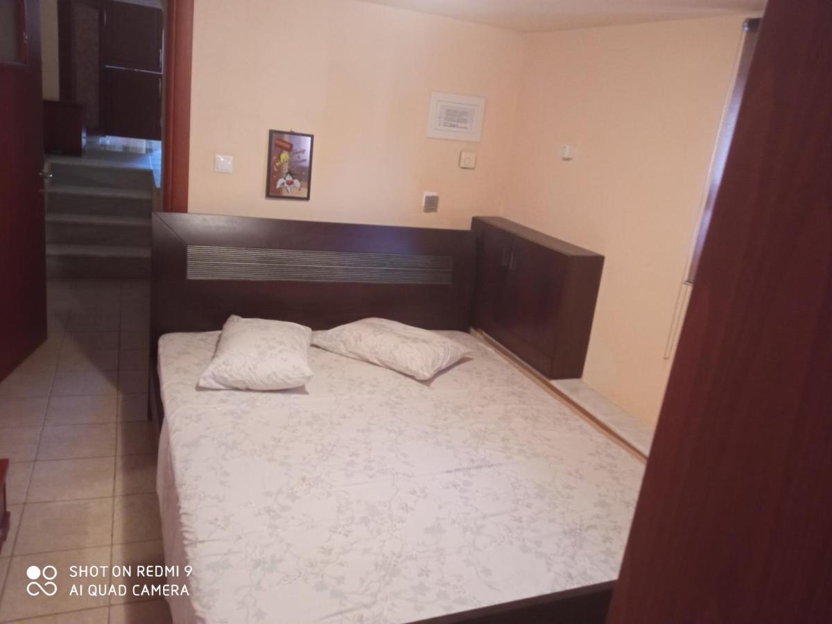 Maria Lux Apartments Volos Exterior photo