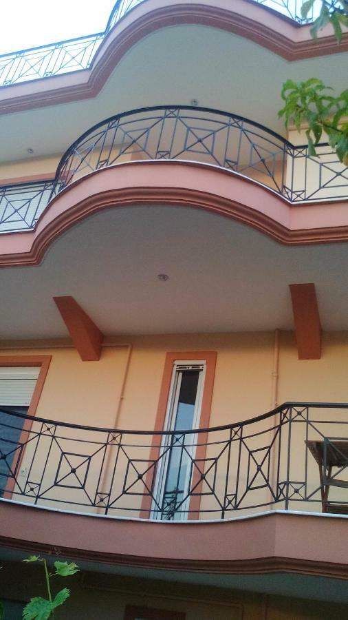 Maria Lux Apartments Volos Exterior photo